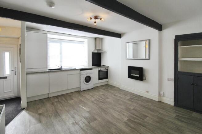 Lounge/Kitchen