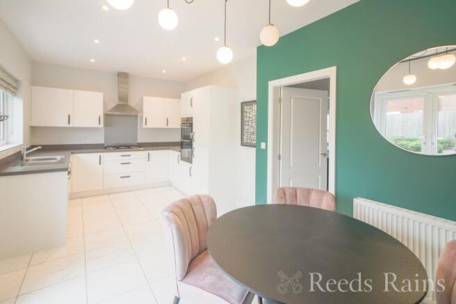 Kitchen/Dining