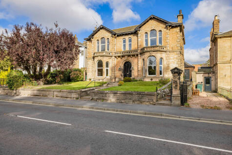 Kings Place, Perth, Perthshire, PH2 8AA