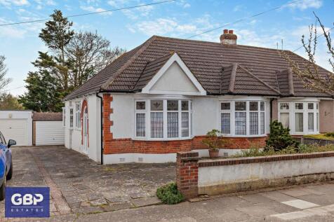 Cedric Avenue, Romford, RM1