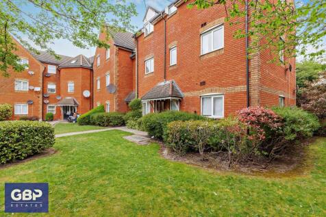 Foxglove Road, Rush Green, RM7