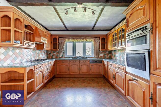 Kitchen / Breakfast Room