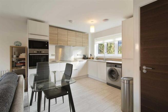 Kitchen diner area