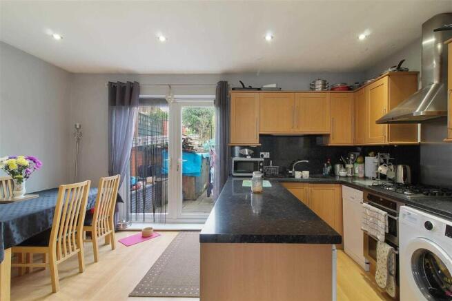 Kitchen diner