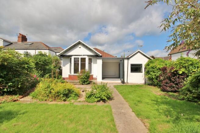 4 bedroom detached bungalow for sale in Kelston Road, Whitchurch ...