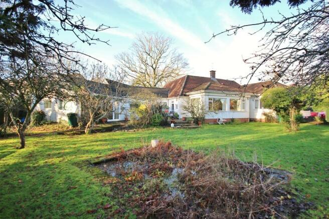 4 bedroom detached bungalow for sale in Beulah Road, Rhiwbina, Cardiff ...
