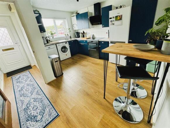 Kitchen .jpg