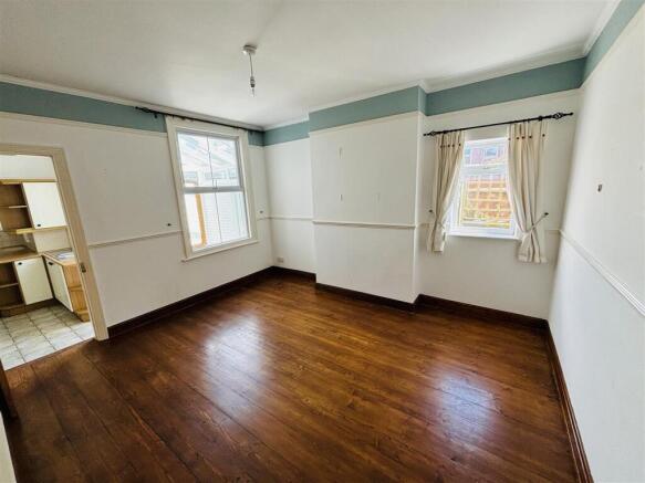 Dining Room.jpg