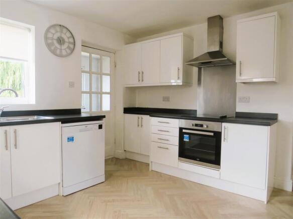 Kitchen / Utility