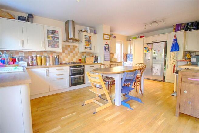 Kitchen /Dining Room