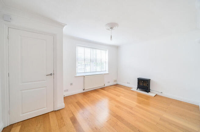 Front Lounge