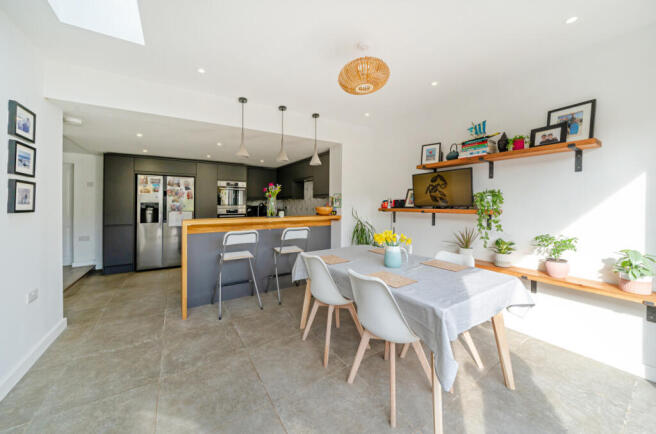 Kitchen/Dining Room
