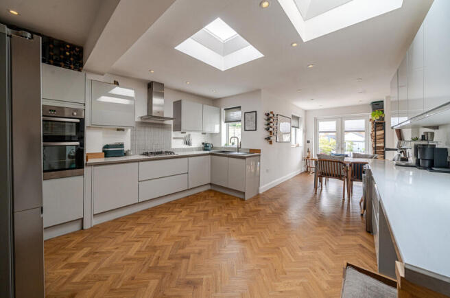 Kitchen/Dining Room