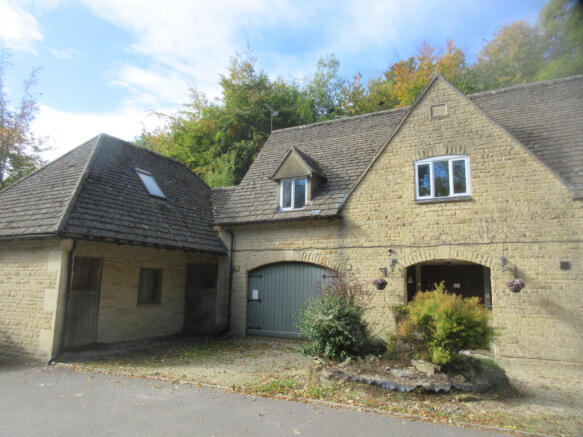 One bedroom ground floor flat