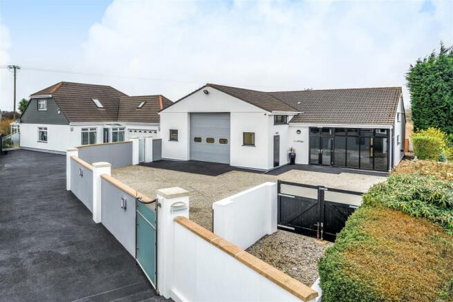 675be0be9611e-1224940 (2) edit.jpg