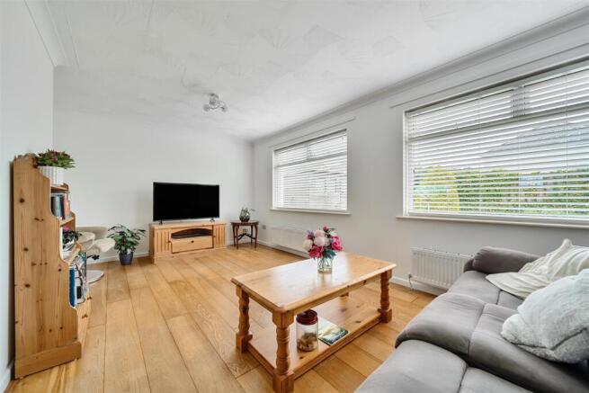 Lounge Dining Room
