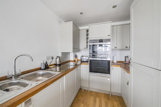 Kitchen/dining room/lounge