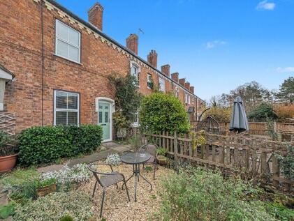 Sunnyfields, Bell Lane, Abbey Foregate, Shrewsbury, SY2 5EW