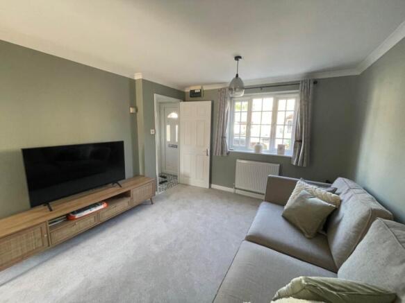 hedge close 14 loung