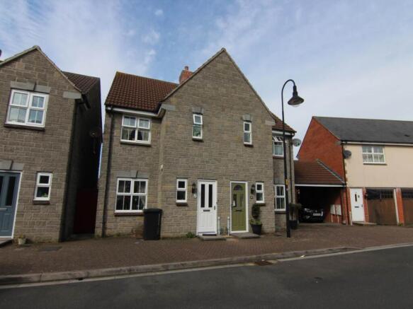 riverside close 18 f