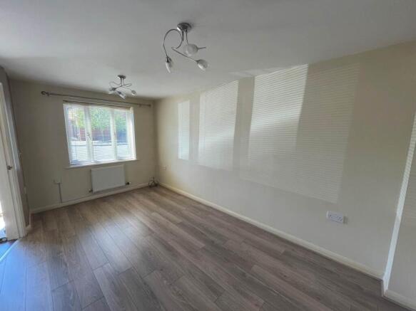 sloe close 15 lounge