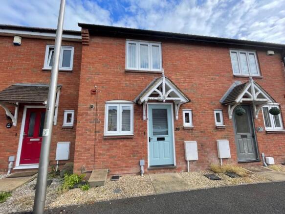 ash close 39 front n