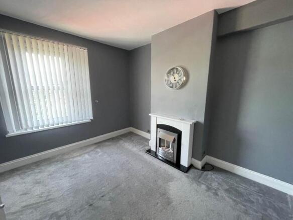 winscombe rd 2a loun