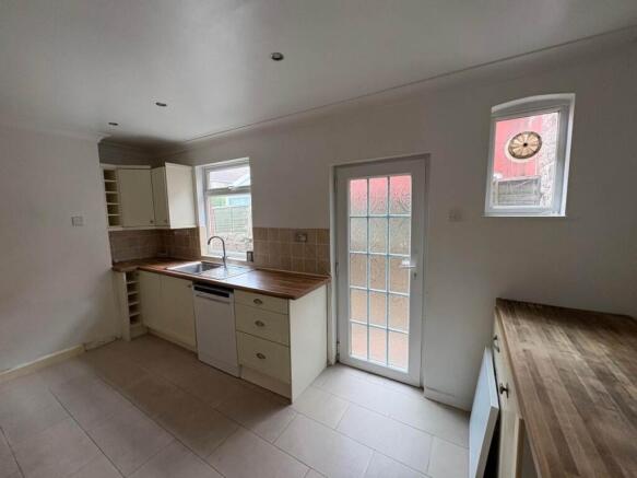 sandford rd 32 kitch