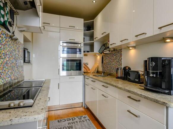 flat12_the_highbury_