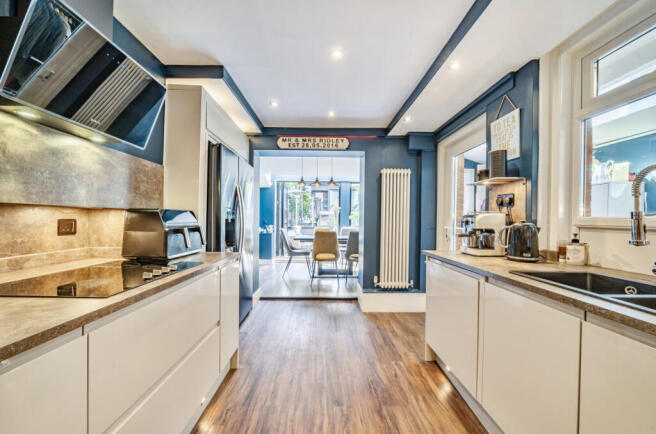 1326890-9-687a9a6...