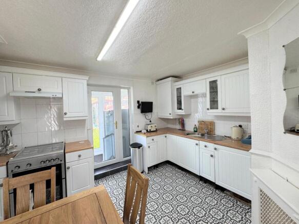 BREAKFAST KITCHEN
