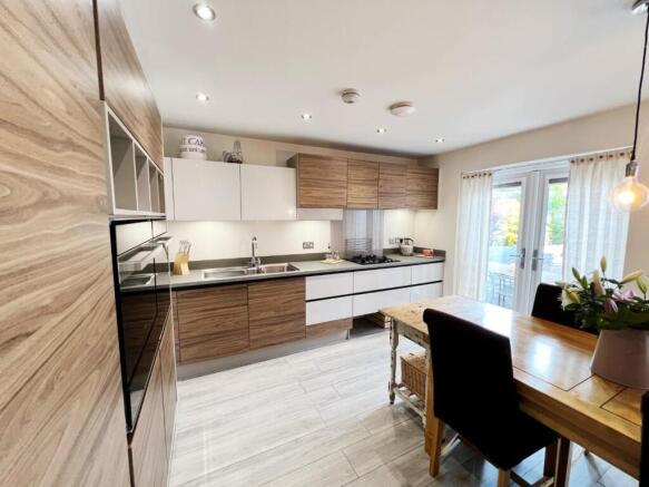 Kitchen/Dining Room