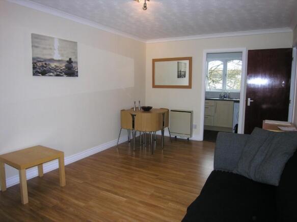 Lounge/dining area
