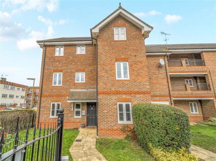 Trafalgar Court, Cobham, KT11