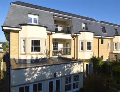 Portsmouth Road, Cobham, KT11