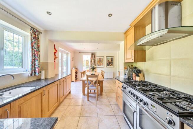 Kitchen/Breakfast Rm