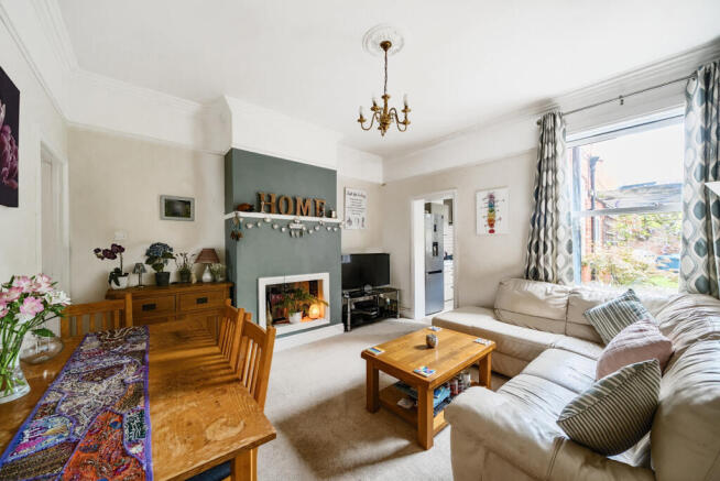 19-6821e30653c24-...