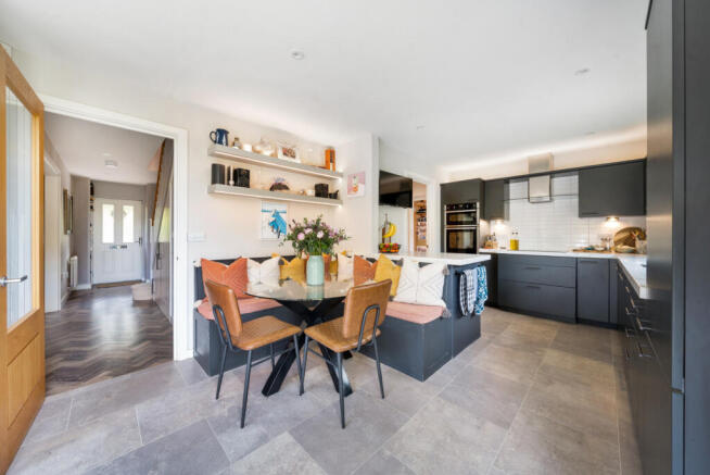 1304413-24-684330...