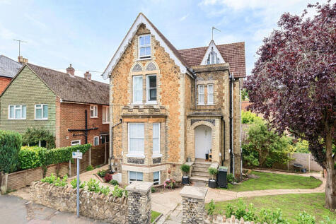 Baillie Road, Guildford, GU1