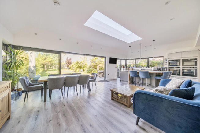 1346410-20-68bae9...