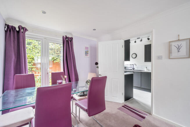 1356572-6-68ca73d...