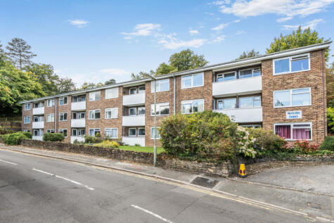 Guildown Road, Guildford, GU2