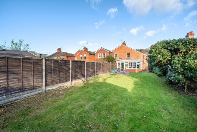 1381770-3-691b2f8...