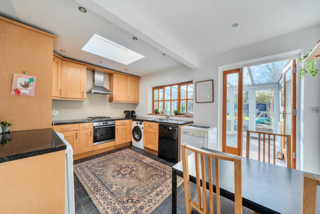 1381770-10-691b30...