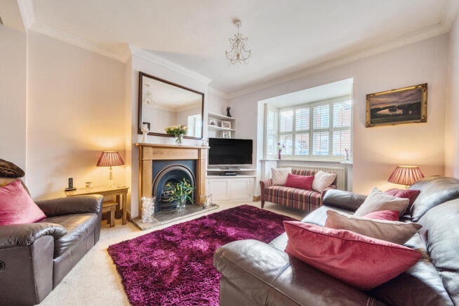 1385335-10-6929d2...