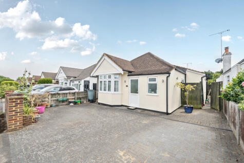 Selsdon Road, New Haw, KT15