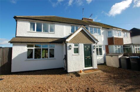 Scotland Bridge Road, New Haw, KT15