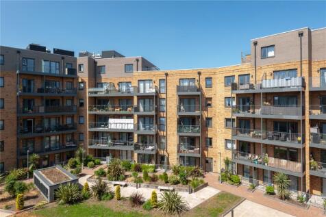 St. Johns Road, New Malden, KT3