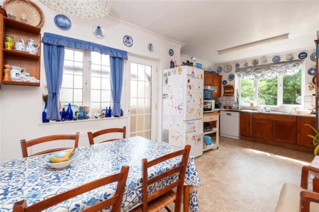 Kitchen/Breakfast Rm