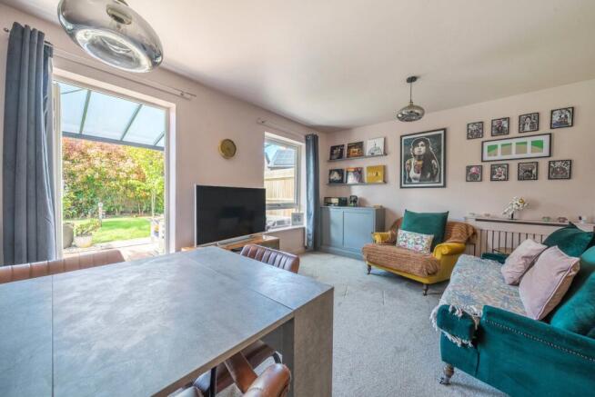 Sitting/Dining Room
